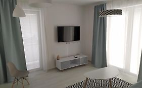 Apartman Till